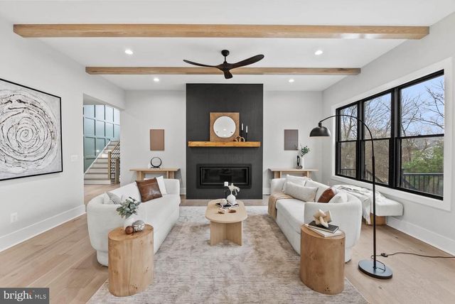 402 MARSHALL RD SW, Vienna, VA 22180