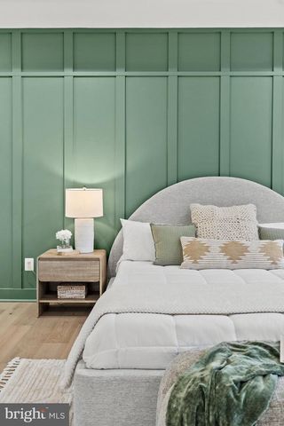 402 MARSHALL RD SW, Vienna, VA 22180