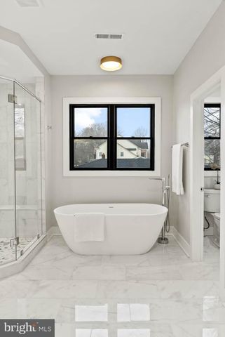 402 MARSHALL RD SW, Vienna, VA 22180