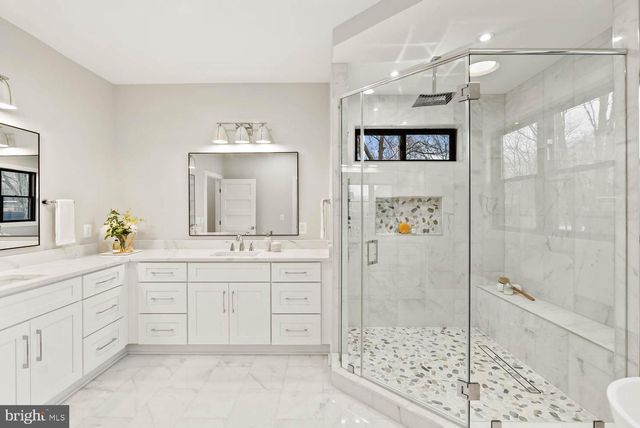 402 MARSHALL RD SW, Vienna, VA 22180