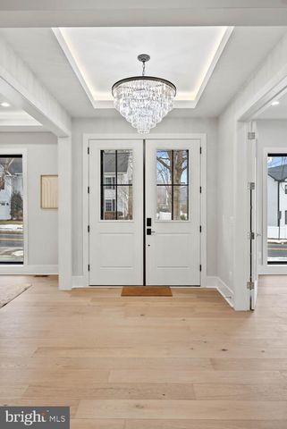 402 MARSHALL RD SW, Vienna, VA 22180