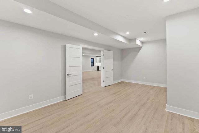 402 MARSHALL RD SW, Vienna, VA 22180