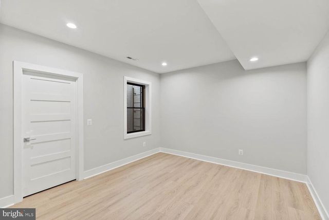 402 MARSHALL RD SW, Vienna, VA 22180