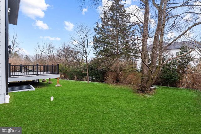 402 MARSHALL RD SW, Vienna, VA 22180