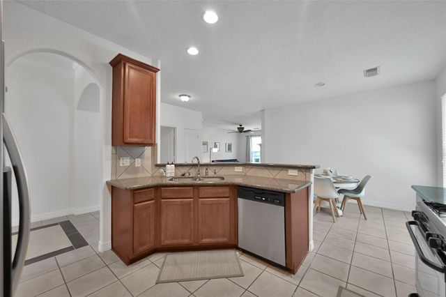 13014 Walden Road, Montgomery, TX 77356