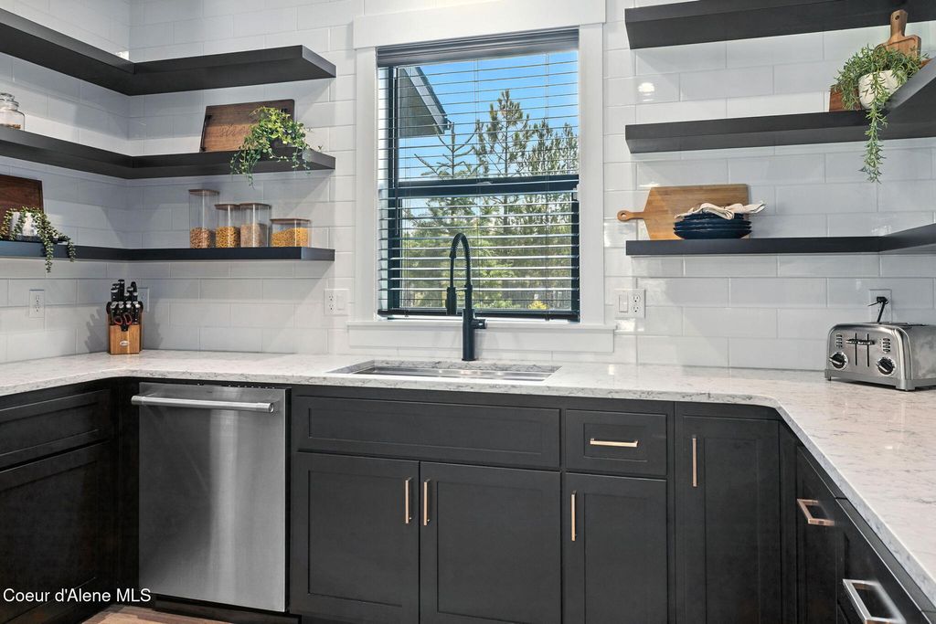 20283 N Crooked Rock Ln, Rathdrum, ID 83858 photo 18