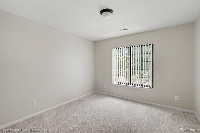 1502 Meadow Side Drive, Rochester Hills, MI 48307