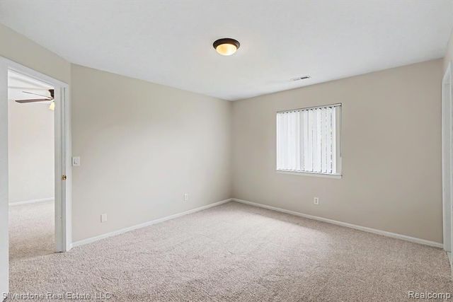 1502 Meadow Side Drive, Rochester Hills, MI 48307