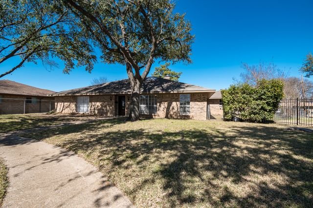 9190 Orbiter Circle, Dallas, TX 75243