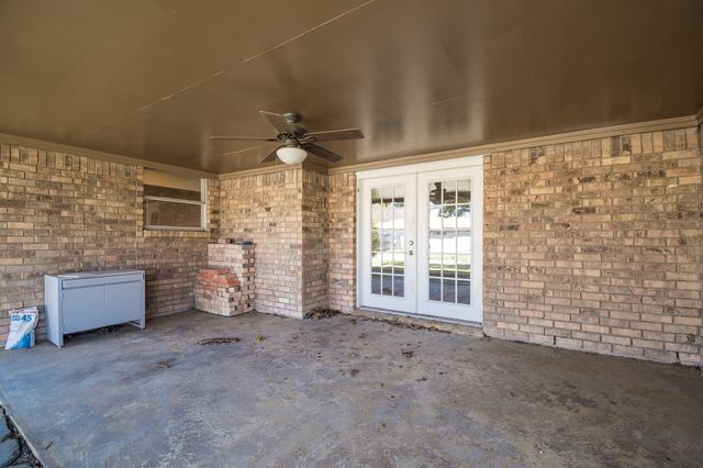 9190 Orbiter Circle, Dallas, TX 75243