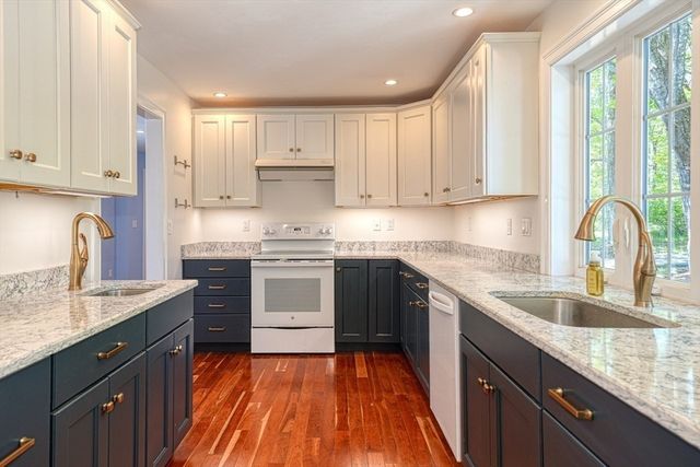 31 School St, Lunenburg, MA 01462