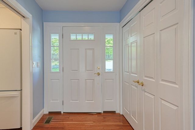 31 School St, Lunenburg, MA 01462