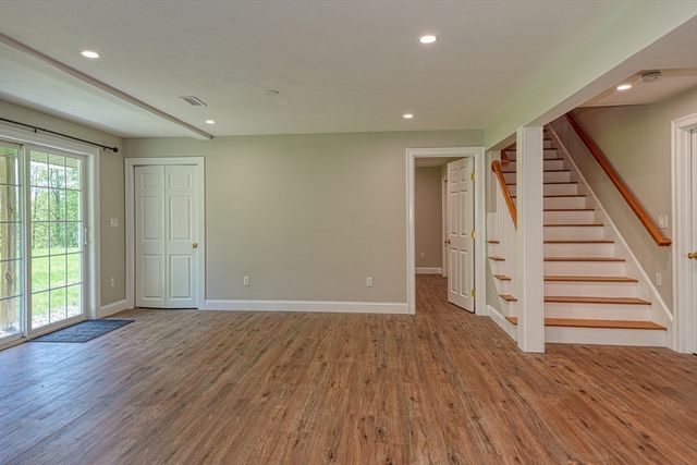 31 School St, Lunenburg, MA 01462