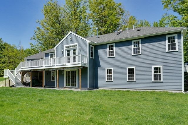 31 School St, Lunenburg, MA 01462