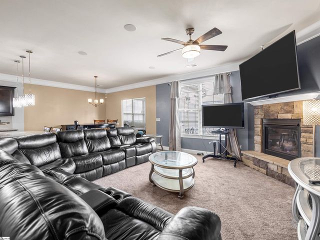 450 Bucklebury Road, Greer, SC 29651