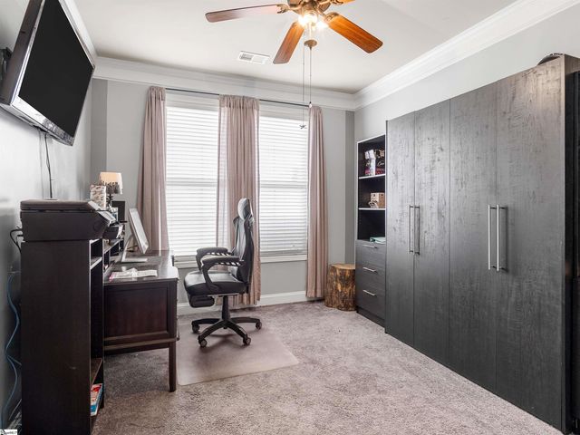 450 Bucklebury Road, Greer, SC 29651