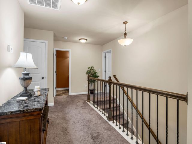 450 Bucklebury Road, Greer, SC 29651