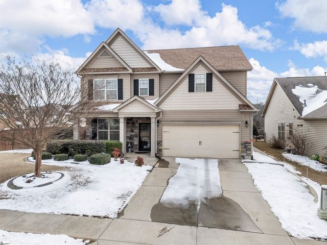 450 Bucklebury Road, Greer, SC 29651