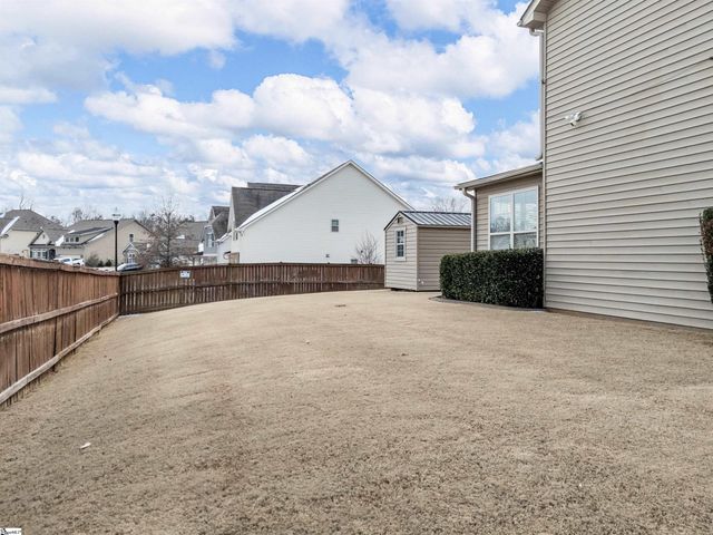 450 Bucklebury Road, Greer, SC 29651