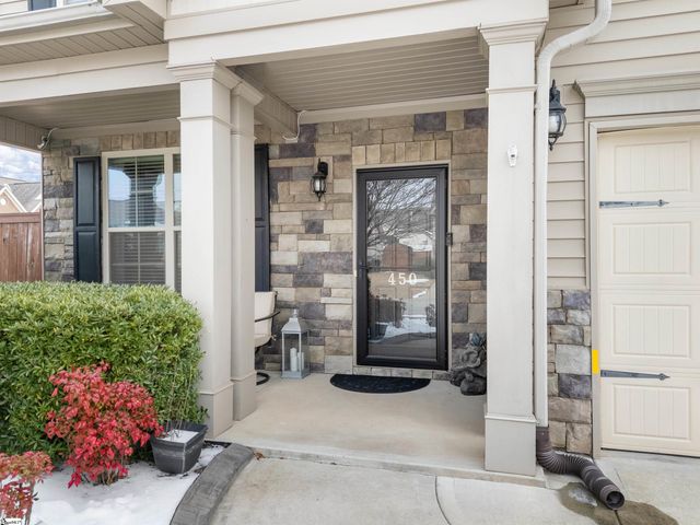 450 Bucklebury Road, Greer, SC 29651