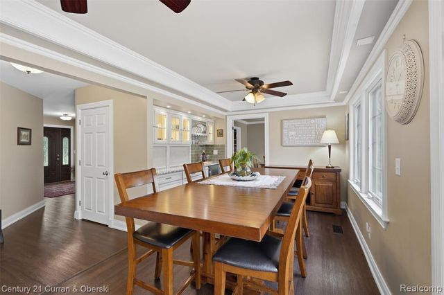 19559 Meadowbrook Road, Northville, MI 48167