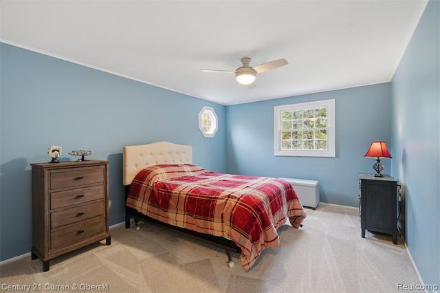 19559 Meadowbrook Road, Northville, MI 48167