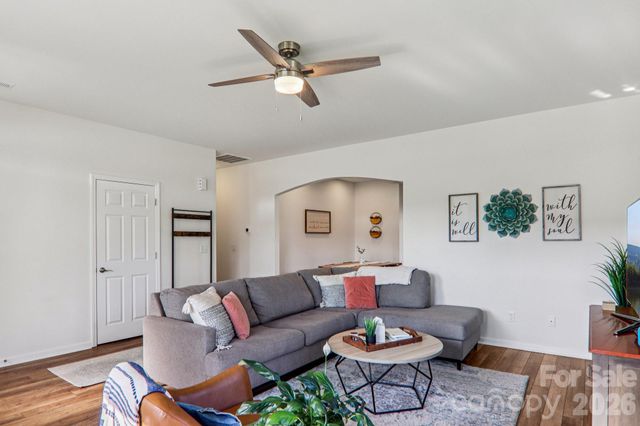 3 Montaugue Street, Arden, NC 28704