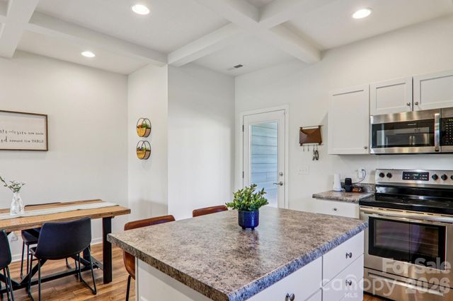 3 Montaugue Street, Arden, NC 28704