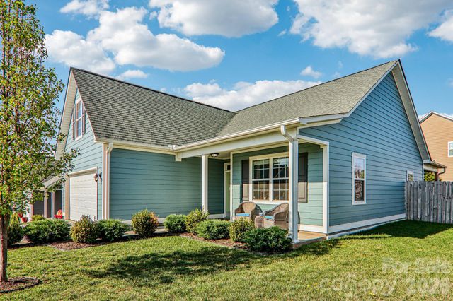 3 Montaugue Street, Arden, NC 28704