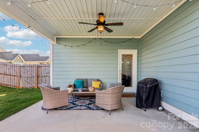 3 Montaugue Street, Arden, NC 28704