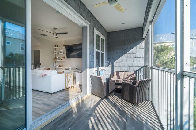 3162 MOORINGS DRIVE, St Petersburg, FL 33712