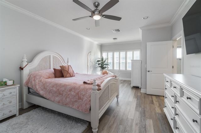 3162 MOORINGS DRIVE, St Petersburg, FL 33712