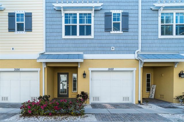 3162 MOORINGS DRIVE, St Petersburg, FL 33712