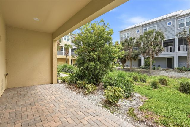 3162 MOORINGS DRIVE, St Petersburg, FL 33712