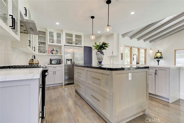 650 Sierra Meadows, Sierra Madre, CA 91024