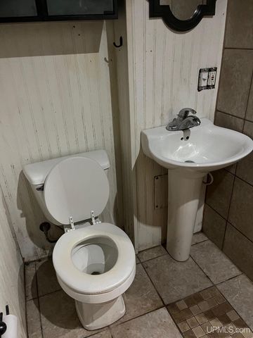 818 N Pine Street, Ishpeming, MI 49849