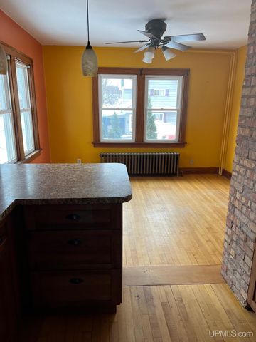 818 N Pine Street, Ishpeming, MI 49849