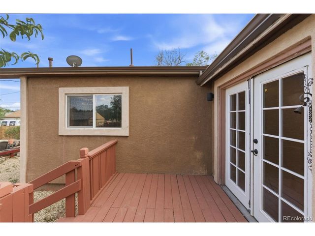 1027 Arch St, Colorado Springs, CO 80904