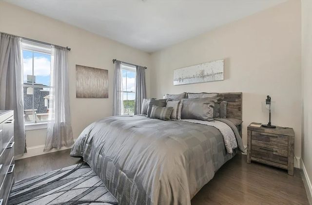 443 Essex St 204, Swampscott, MA 01907