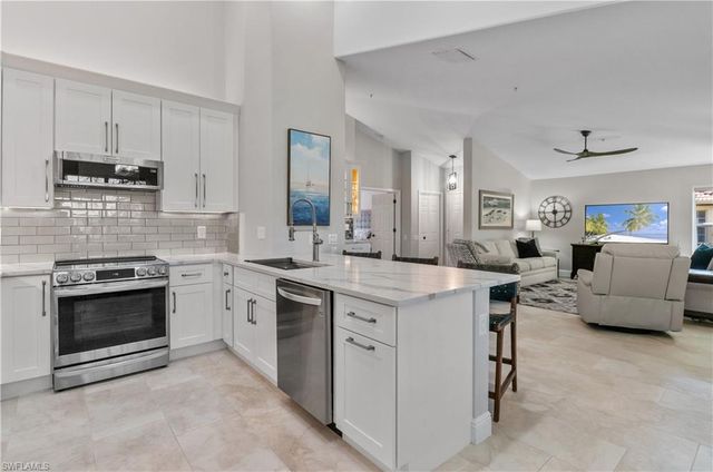 13213 Sherburne CIR # 403, Bonita Springs, FL 34135