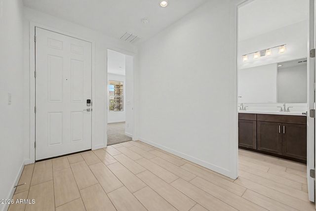 8050 W GRANADA Road, Phoenix, AZ 85035