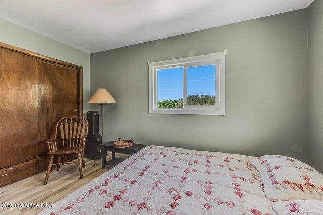 25024 N Derting Rd, Hayden, ID 83835