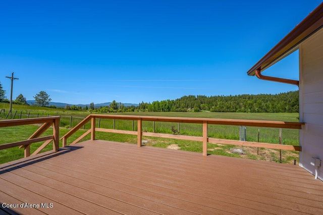 25024 N Derting Rd, Hayden, ID 83835