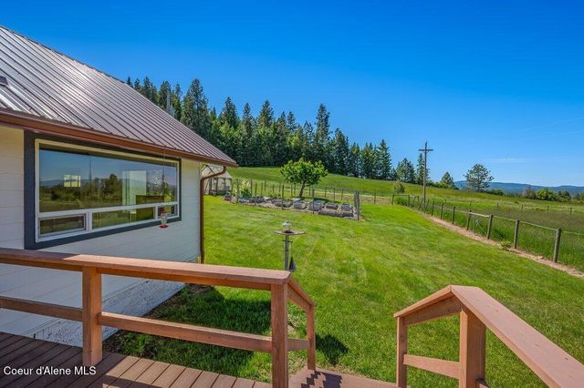25024 N Derting Rd, Hayden, ID 83835