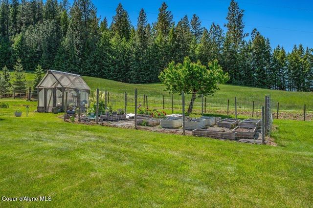 25024 N Derting Rd, Hayden, ID 83835