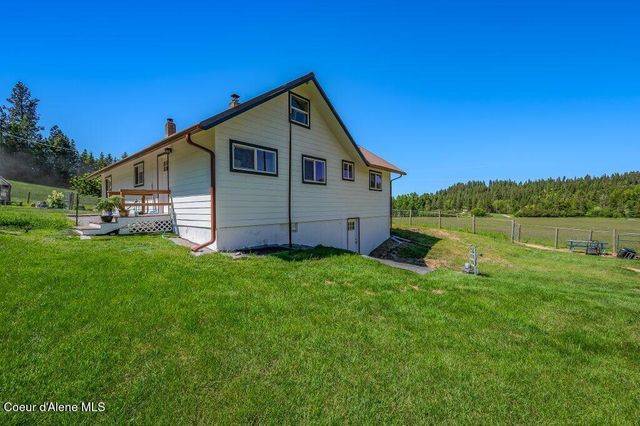 25024 N Derting Rd, Hayden, ID 83835
