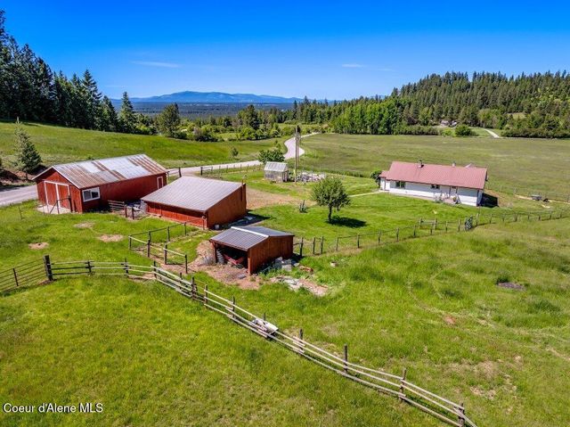 25024 N Derting Rd, Hayden, ID 83835