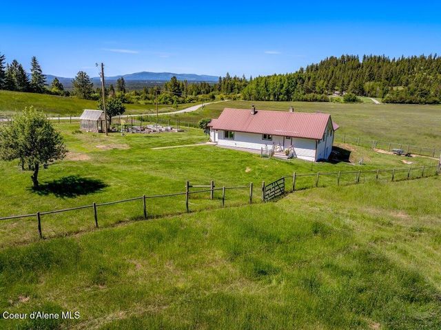25024 N Derting Rd, Hayden, ID 83835