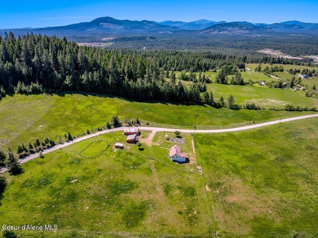 25024 N Derting Rd, Hayden, ID 83835