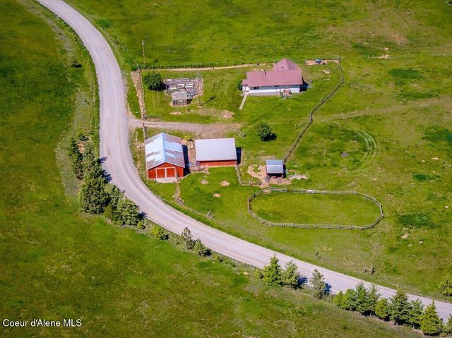 25024 N Derting Rd, Hayden, ID 83835
